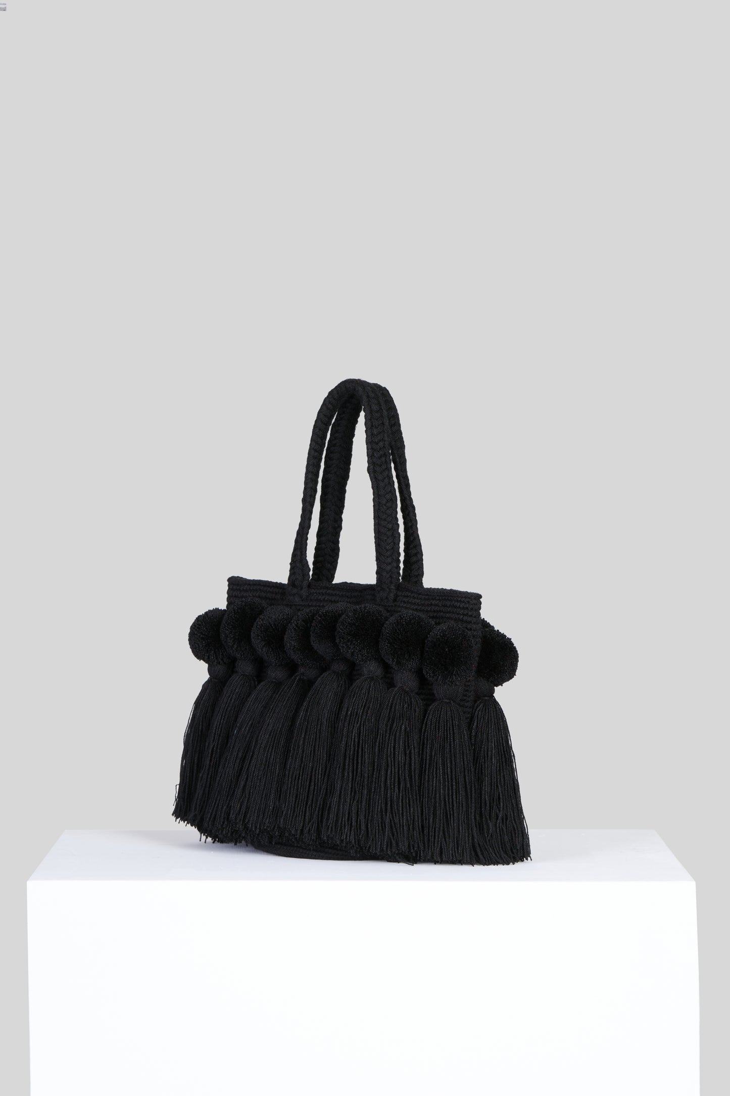 Caracas bucket bag